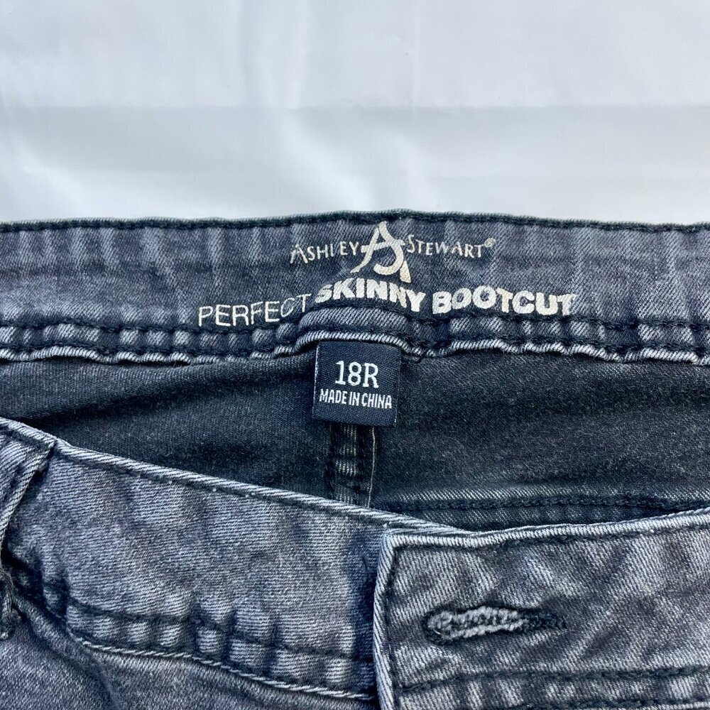 Ashley Stewart Black Perfect Skinny Bootcut Jeans Size 18R - Picture 3 of 7